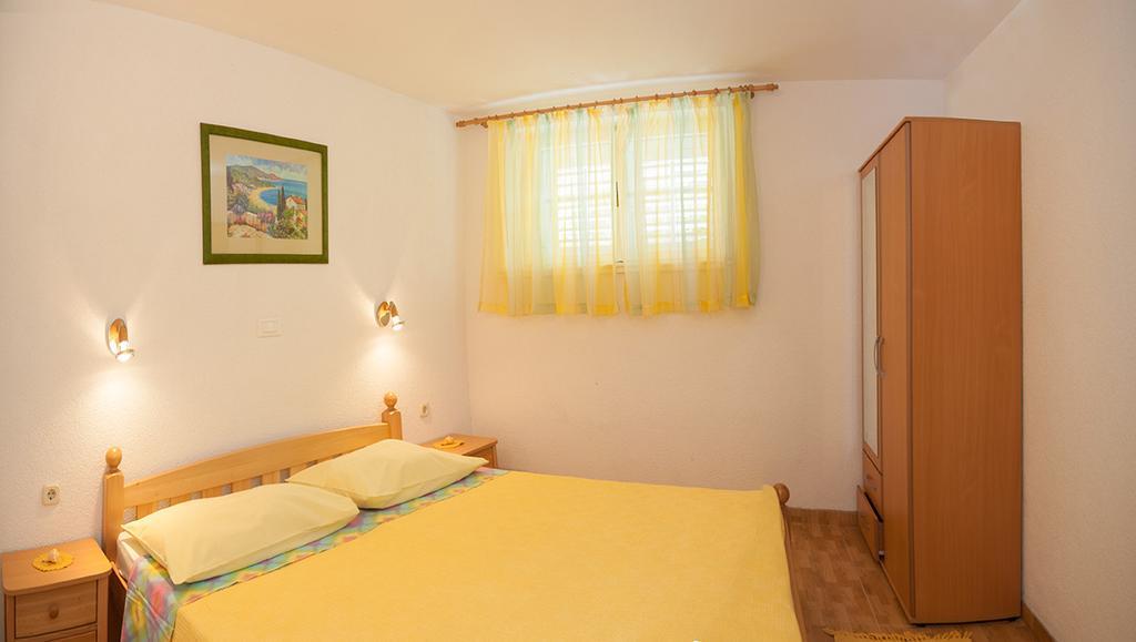Beach Resort Apartments Bucina Башка-Вода Экстерьер фото