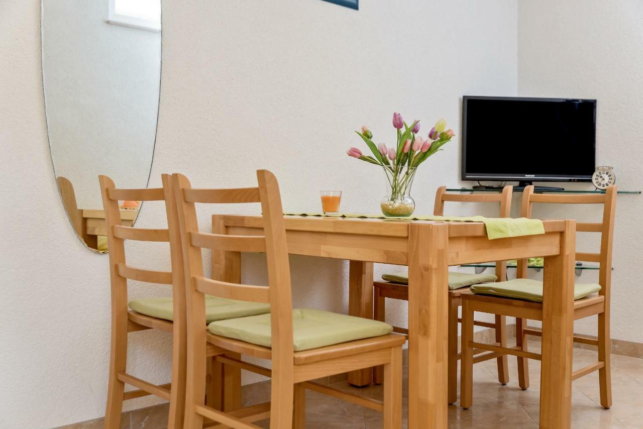 Beach Resort Apartments Bucina Башка-Вода Экстерьер фото